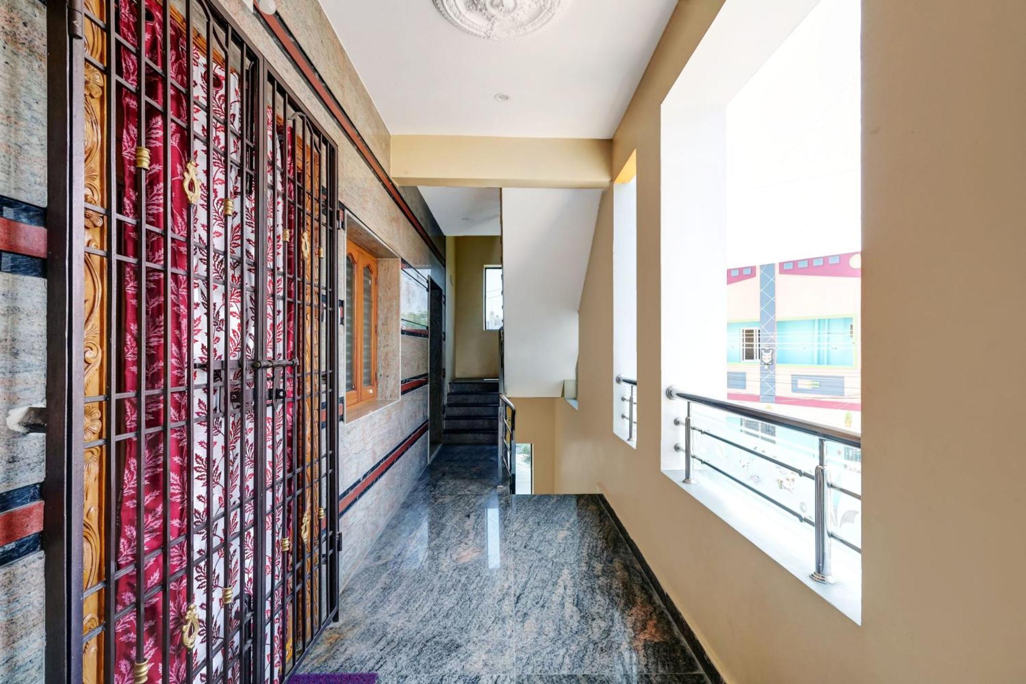 Sri Sakthi Home Stay - Beyond The Expectations- 10 To 15 Minutes Drive From Railway Station And Bus Station Tirupati Eksteriør bilde